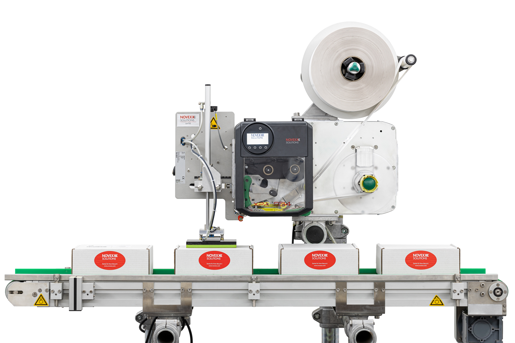 XPA934_Pakete-auf-Forderband